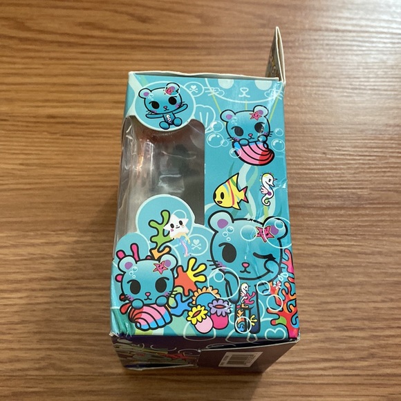 ❤️ Tokidoki "Sea Punk Palette" Keychain New in Box - Picture 7 of 8